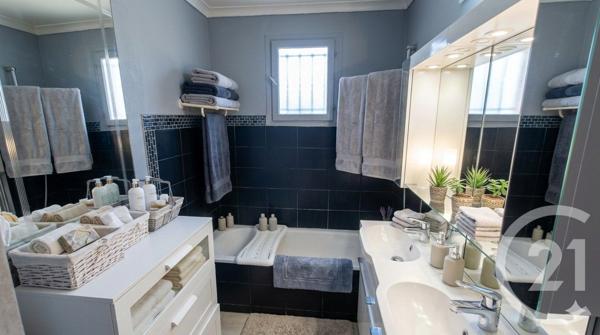 Maison à vendre  5 pièces - 75 m2 SOMMIERES - 30