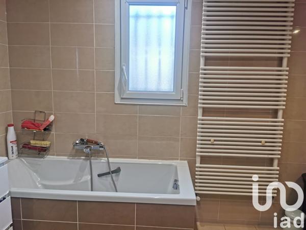 Maison traditionnelle 4 pièces de 125 m² à Arles (13200)