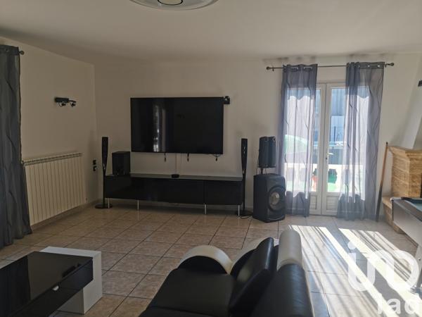 Maison traditionnelle 4 pièces de 125 m² à Arles (13200)