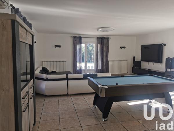 Maison traditionnelle 4 pièces de 125 m² à Arles (13200)