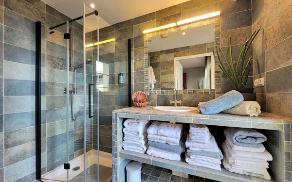 Appartement à vendre    3 pièces • 138,41 m2 Anglet