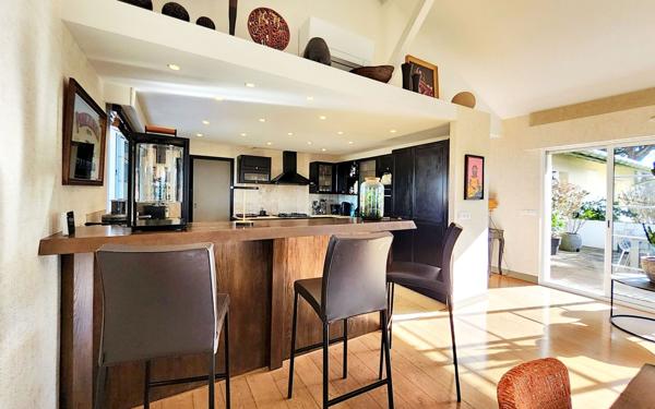 Appartement à vendre    3 pièces • 138,41 m2 Anglet