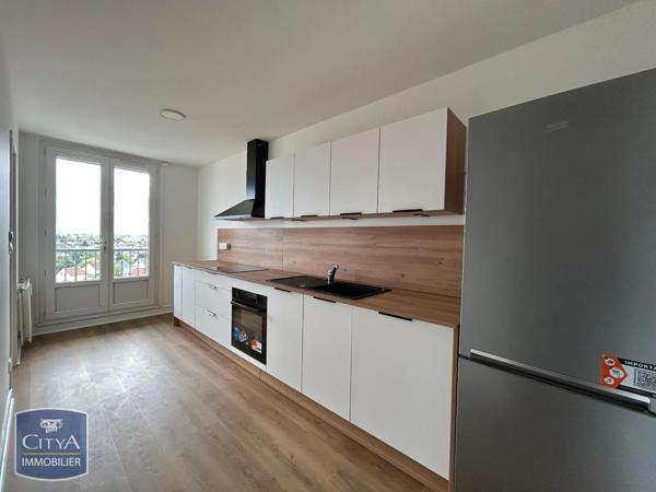 Appartement à louer 4 pièces 70.37m² Fleury-les-Aubrais (45400)