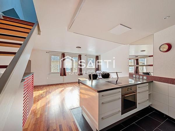 Guyancourt centre ville 2P duplex de charme