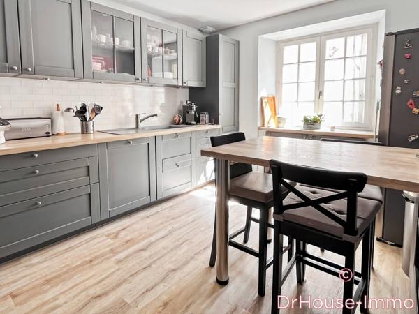 Maison à vendre 12 pièces de 301 m²