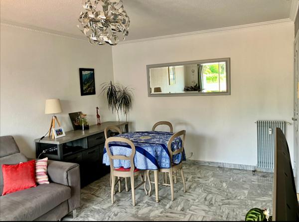 A vendre  Appartement 3 pièces de 64 m², lumineux, à Cagnes-sur-Mer