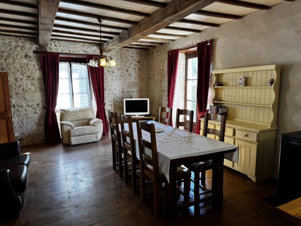 Élégante maison de village du XVIIème siècle