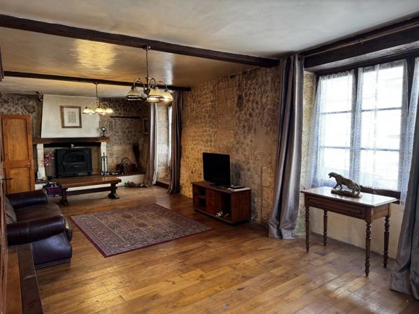 Élégante maison de village du XVIIème siècle