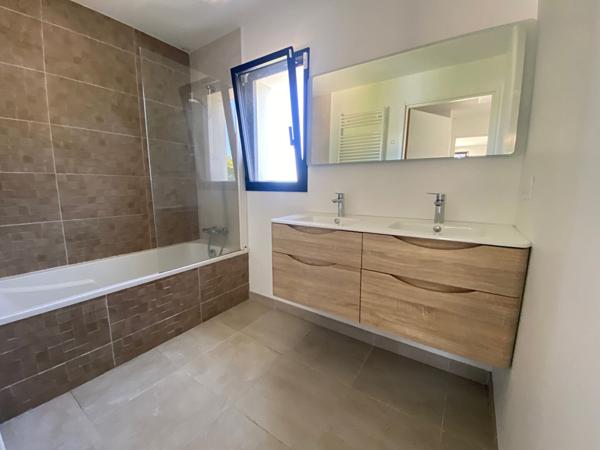 Melgven maison contemporaine de 150 m² sur un terrain de 1862 m²