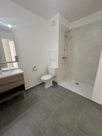 APPARTEMENT NEUF - F3 AVEC BALCON - VILLEBON-SUR-YVETTE - 52m²