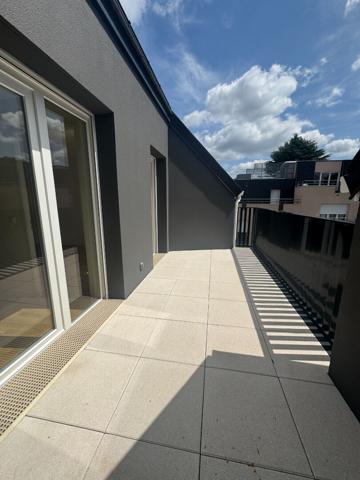 APPARTEMENT NEUF - F3 AVEC BALCON - VILLEBON-SUR-YVETTE - 52m²
