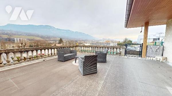 À vendre – Appartement T3 avec terrasse, cave et
stationnements – Grésy-sur-Aix