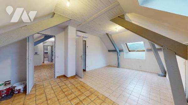 À vendre – Appartement T3 avec terrasse, cave et
stationnements – Grésy-sur-Aix