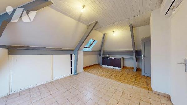 À vendre – Appartement T3 avec terrasse, cave et
stationnements – Grésy-sur-Aix