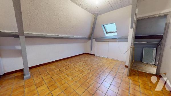 À vendre – Appartement T3 avec terrasse, cave et
stationnements – Grésy-sur-Aix
