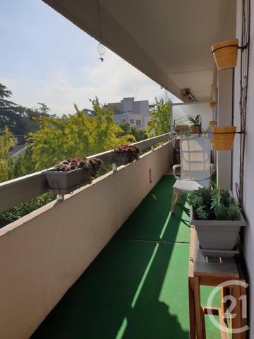 Appartement T2 à vendre  2 pièces - 62,43 m2 CHAMALIERES - 63