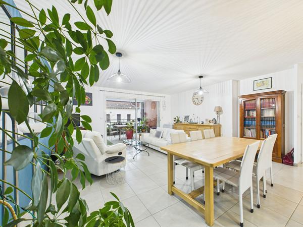 Appartement Tournon-sur-rhÔne 4 pièce(s) 77 m2