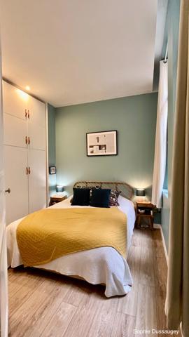 Appartement 5 pièces BORDEAUX centre Historique (33)