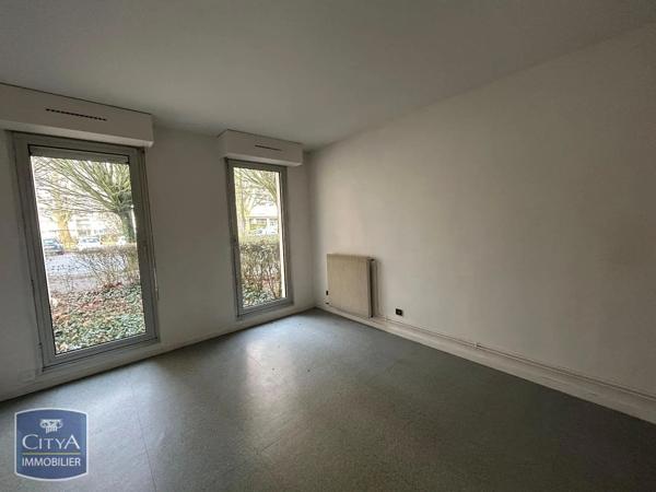 Appartement à louer 1 pièce 21.96m² Mont-Saint-Aignan (76130)