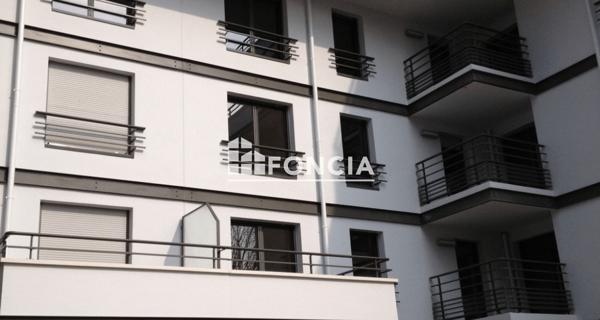 Location Appartement 2 pièces 40.7 m² - Courbevoie 92400