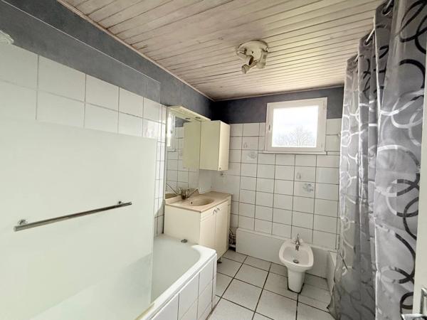 Vente                                                      Maison
                        
                     6 pièces                      116 m2                     à Combs-la-Ville