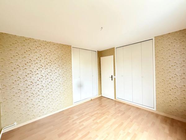 Vente                                                      Maison
                        
                     6 pièces                      116 m2                     à Combs-la-Ville