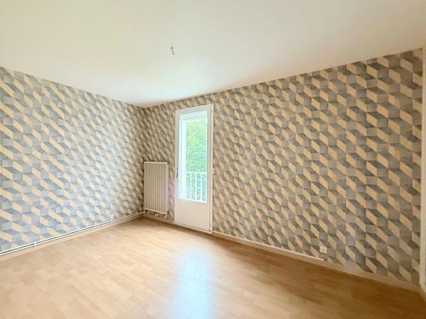 Vente                                                      Maison
                        
                     6 pièces                      116 m2                     à Combs-la-Ville