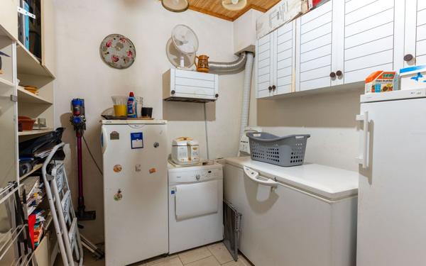 Maison à vendre    4 pièces •  Gastes