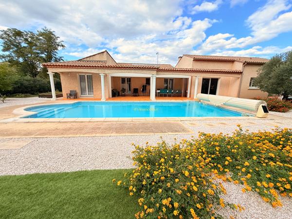 Maison - 6 pièces - 160 m²