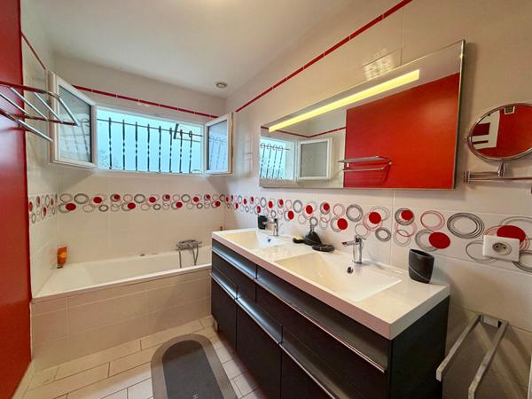 Maison à vendre à Montagne