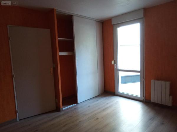 Appartement à louer à Châteaubourg en Ille-et-Vilaine (35220), ref : 03121   
Centre-ville