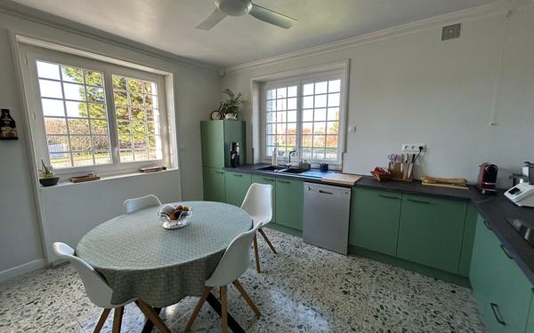 Maison à vendre    7 pièces •  La Rochefoucauld