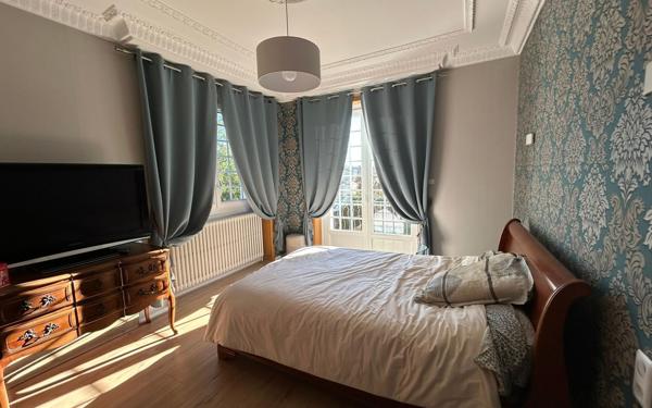 Maison à vendre    7 pièces •  La Rochefoucauld