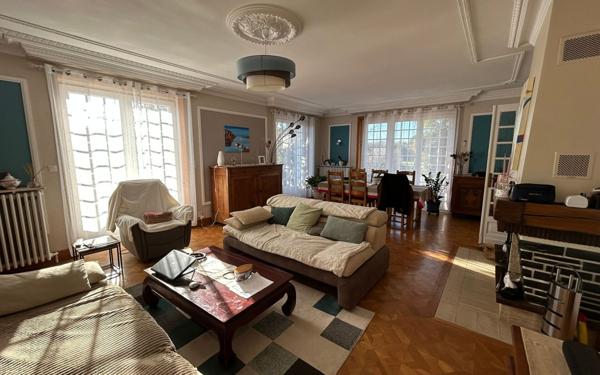 Maison à vendre    7 pièces •  La Rochefoucauld