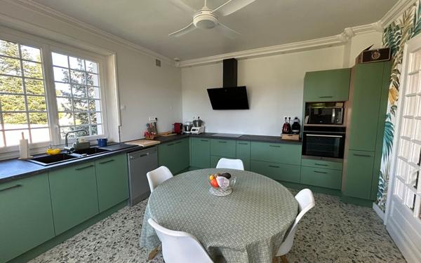 Maison à vendre    7 pièces •  La Rochefoucauld