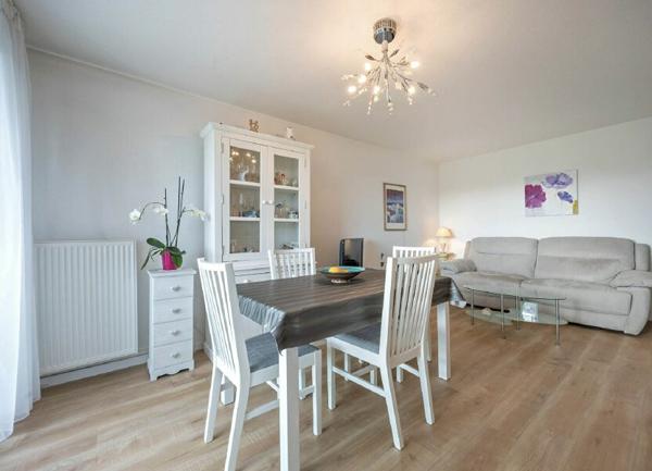 Appartement à vendre    3 pièces • 60 m2 Anzin