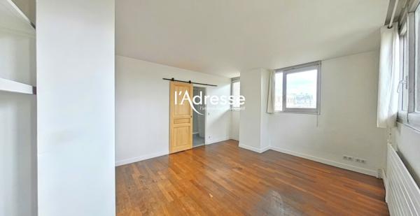 Beaugrenelle : Studio 31m2 ensoleillée sans vis à vis