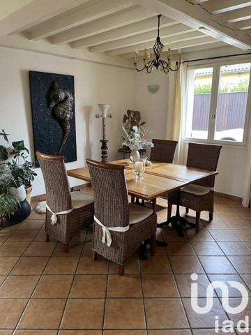 Maison 4 pièces de 145 m² à Courpière (63120)