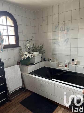 Maison 4 pièces de 145 m² à Courpière (63120)