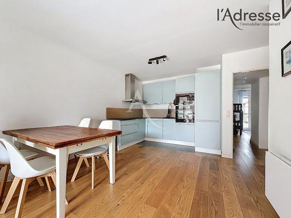PUTEAUX/ Cours Voltaire - Appartement 3 pièces 72m² - 1 Balcon - 1 Parking - 1 Cave
