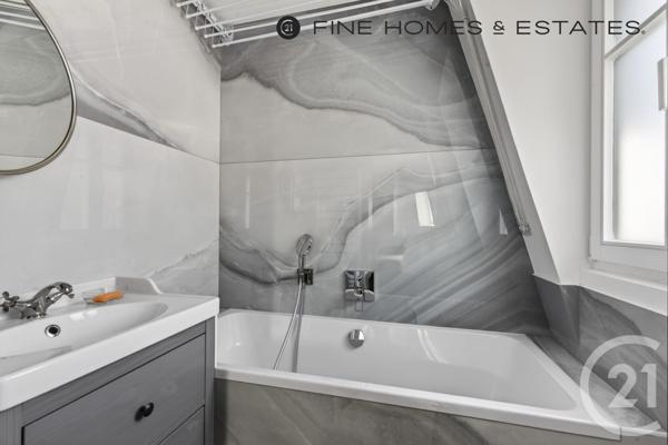 Appartement T3 à vendre  3 pièces - 57,43 m2 PARIS - 75006