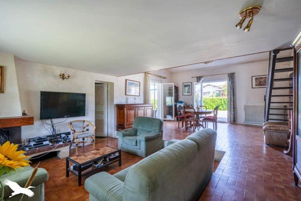 Maison à vendre |  Villeneuve-Tolosane |  6 pièces | 171 m²