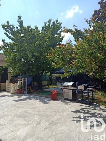 Maison 9 pièces de 312 m² à Noisy-le-Sec (93130)