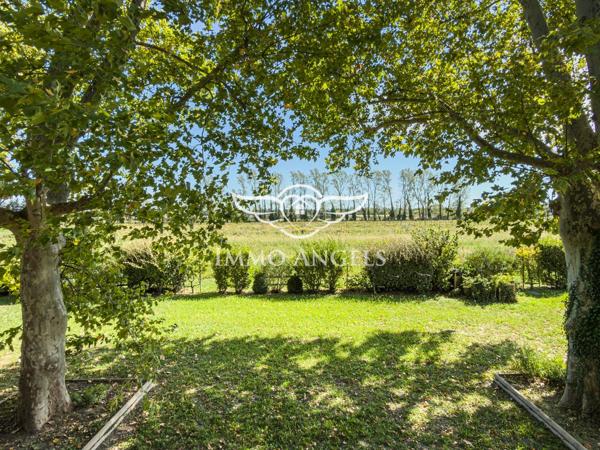 Mas 265 m2, en campagne, au calme absolu