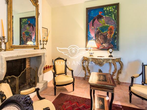 Mas 265 m2, en campagne, au calme absolu