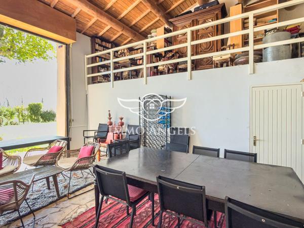 Mas 265 m2, en campagne, au calme absolu