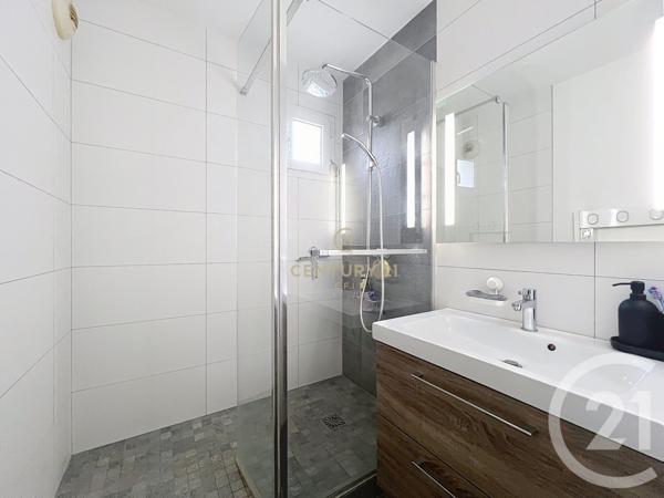 Appartement F3 à vendre  3 pièces - 64 m2 NOISY LE GRAND - 93