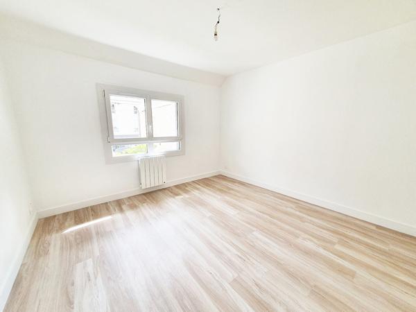 Maison 3 pièces 71 m² Ecommoy