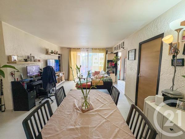 Appartement T4 à vendre  4 pièces - 72,38 m2 CAVALAIRE SUR MER - 83