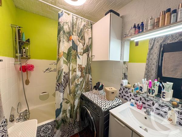 Appartement T4 à vendre  4 pièces - 72,38 m2 CAVALAIRE SUR MER - 83